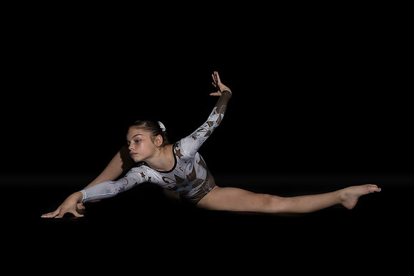 Gabbi - Team leo 1- Chris Aldous Phtography