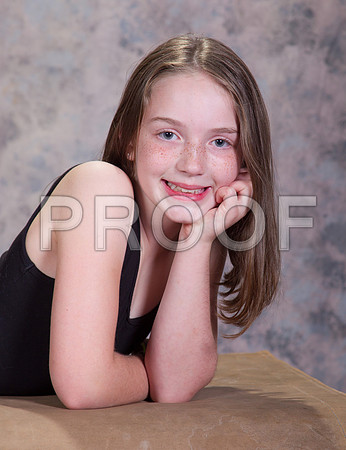 _13G8563