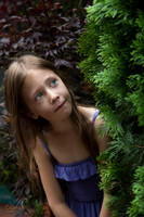 Reagan Peeking - Chris Aldous Photography