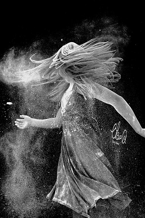 Madelyn Neutzel Flour 1- Chris Aldous Photography
