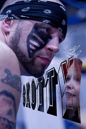 Happy Fans with Skotty  - Chris Aldous Photography