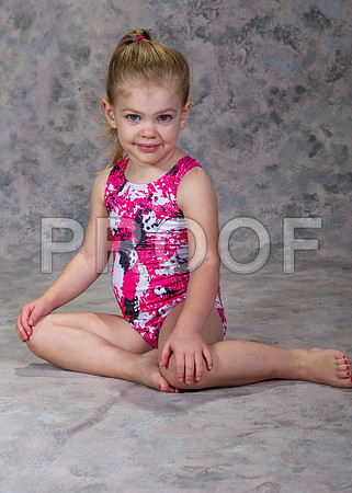 137 Kayla Skelley_13G1670