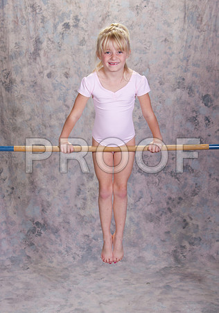 _13G8499