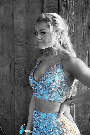 Brooke_4197 bw